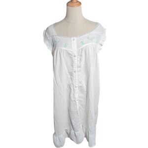 Castle Harbor White Vintage Embroidered Nightgown Nightie